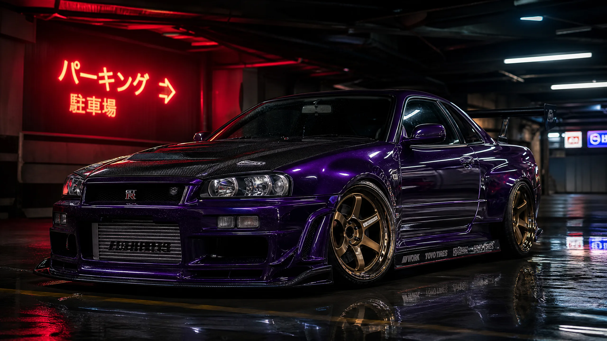 宽体改装紫色GTR R34地​下停车场展示